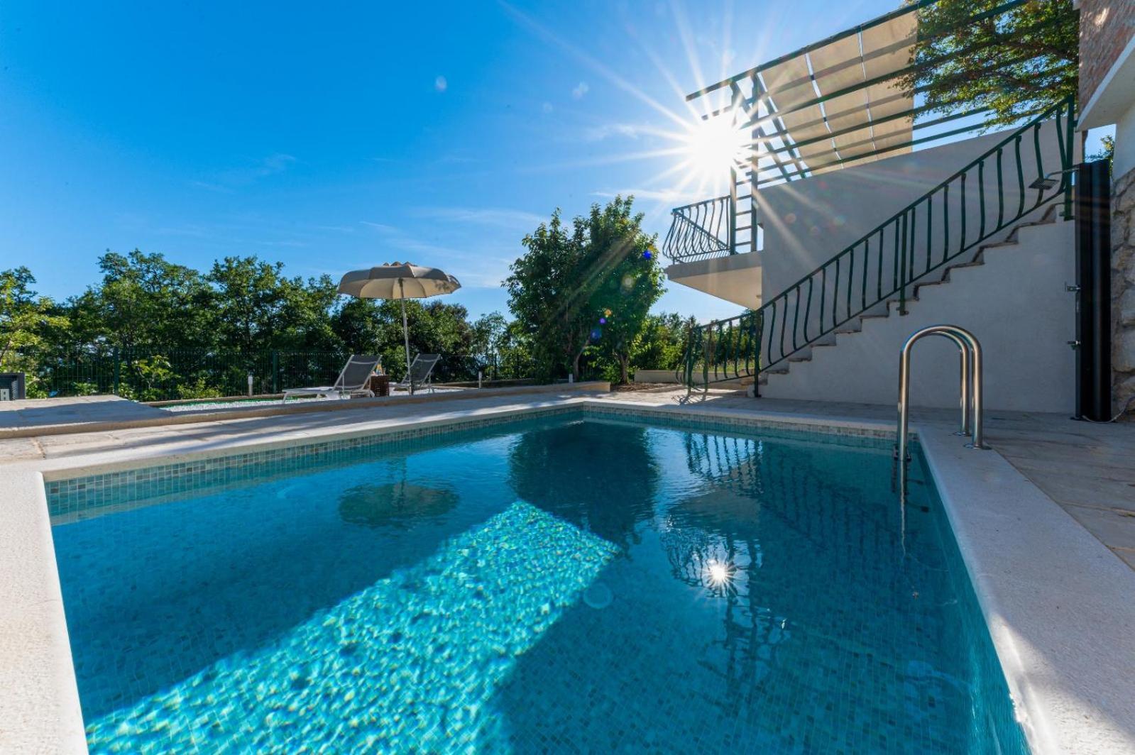 House Dida Mate - Cozy House In Nature With Heated Pool Tučepi Quarto foto